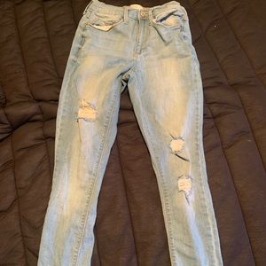 Denim skinny high waisted ripped Jeans